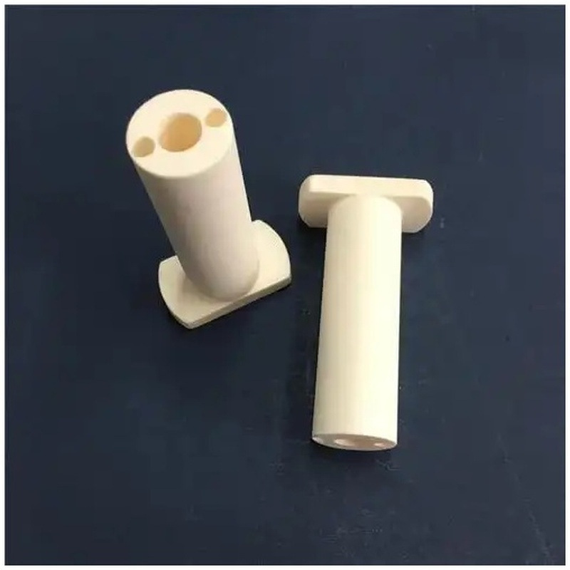 氧化铝陶瓷绝缘子 绝缘柱瓷瓶电场陶瓷 油烟净化器陶瓷三角绝缘子